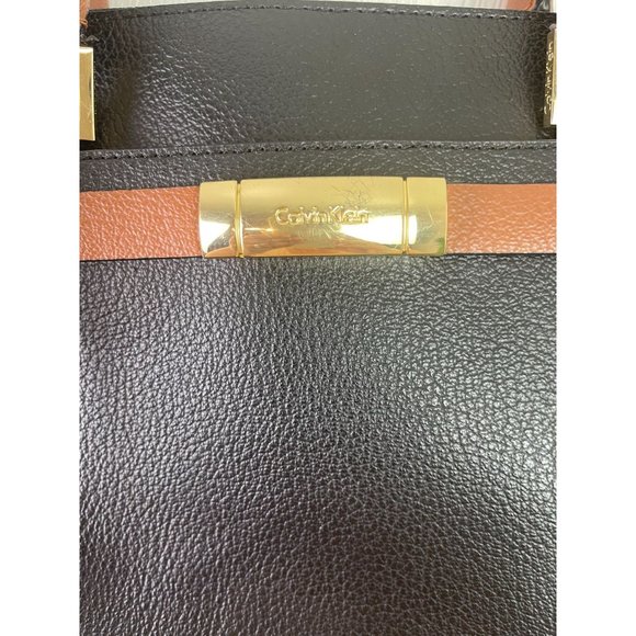 Calvin Klain Black and Brown Leather Handbag - Picture 3 of 12